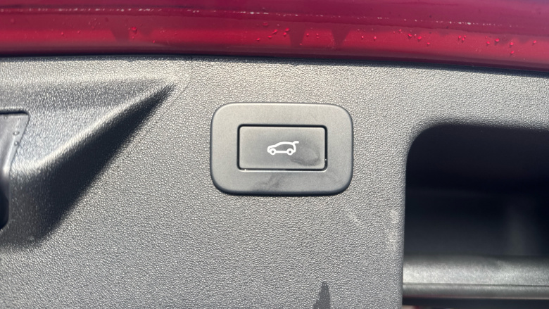 Land Rover Discovery Sport 1.5 P300e Urban Edition 5dr Auto [5 Seat] Station Wagon